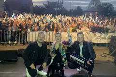 Magdalena Narożna - Piękni i Młodzi nie wytrzymała! Gwiazda disco polo przerwała koncert „Tak się nie da pracować”| VIDEO