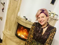 Magdalena Narożna - Piękni i Młodzi trafiła do kliniki! Gwiazda disco polo poddała się skomplikowanemu zabiegowi! 