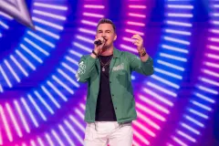 Mamy przeciek! Marcin Miller zaskoczony występem grupy Raider w programie DiscoStar! Co wydarzyło się w półfinale? | VIDEO

