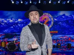 Marcin Miller BOYS pokazał się z ukochaną mamą! Podobieństwo jest uderzające!