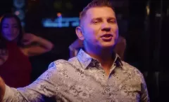 Marcin Siegieńczuk - mistrz disco polo powraca z nowym singlem „Co v Vegas„! To muzyczny sztos!