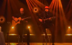Mariusz Winnicki z zespołu Classic w niesamowitej produkcji „Droga do miłości„! Jego wokal robi ogromne wrażenie | LIVE
