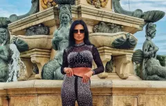 Marta Konopla olśniewa w nowej sesji zdjęciowej! Czarne błyszczące stylizacje i nienaganna figura gwiazdy disco polo
