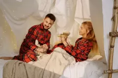 Mateuniooo & Kinga Zdybel z nowym singlem "W te święta" w wyjątkowym, świątecznym klimacie