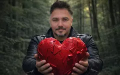 Mateusz Rajski - „Bo ty jesteś”. Czy to nowy hit na pierwszy taniec?