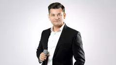 Mega wykonanie na żywo! Zenek Martyniuk i hit disco polo „Rodzinny dom” podczas Andrzejek w Wilnie | VIDEO