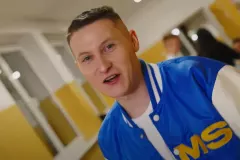 Midix rozbija bank! Jego nowy hit „Gdzie mam cię szukać” podbija serca fanów

