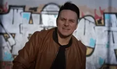 Gwiazdor disco polo o bolesnym rozstaniu! Dla fanów to HIT! Miliony na koncie uwielbianego artysty disco polo! 