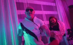 Pudzianowski w nowej produkcji disco polo! ”Dziewczyno jak wino” podbije listy przebojów i stanie się nowym hitem?!