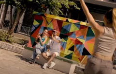 „Nie mam pytań” Nowatora hitem lata! Setki tysięcy wyświetleń w kilka dni i ogromny sukces artysty