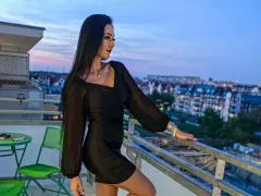 Nieziemska gwiazda disco polo kusi ponętnym biustem! Gorący widok rozpalił zmysły fanów!