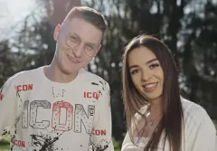 NOWY HIT Radek Karczewski z zespołu Midix pt. „Dziewczyna z tik toka„! Już teraz podbija TikToka!