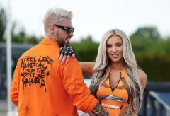 Od damy do królowej disco polo! Zobacz niesamowitą metamorfozę Maluby - czy będzie nową Dodą?