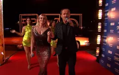 Wyglądają jak Gwiazdy Hollywood?! Sławomir i Kajra na ustach wszystkich! Zobaczcie nagranie z TVP