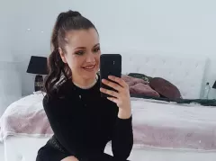 Odważne zdjęcie! Cudowna wokalistka disco polo odsłoniła biust! Przyciąga spojrzenie fanów!