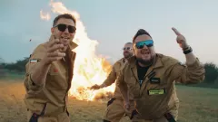 Pogromcy OSP wskrzesili viral z panią Jadwigą. „Styrta się pali" właśnie trafiła do sieci