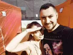 Popularni gwiazdorzy disco polo objawili światu nieznany dotąd talent! Nikt o tym nie widział! Czy to oznacza koniec ich artystycznej drogi?! 
