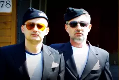 Popularni youtuberzy nie przestają zaskakiwać! Podsumowali wszystkie odcinki Szwagrów w klipie do najnowszej parodii utworu disco polo.