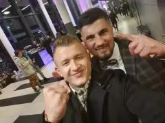 Popularny gwiazdor disco polo zawalczy w Prime Show MMA! Dawid Narożny zmierzy się w klatce z Medusą! Fani zszokowani!