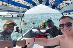 Popularny wokalista disco polo pochwalił się wakacjami marzeń! Robert Klatt Classic odpoczywał na Zanzibarze! Fani są zachwyceni tym co pokazuje w sieci!