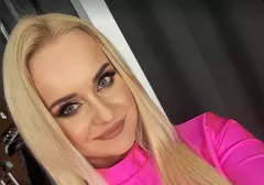 Poznajcie nową wokalistkę zespołu Piękni i Młodzi! Ela Kliś - Najważniejsze informacje wiek, mąż, dzieci, instagram!