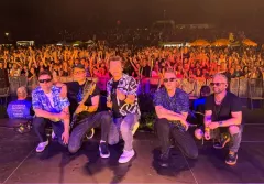 „Pragnienie miłości” w wersji live – Zenek śpiewa na żywo i brzmi lepiej niż kiedykolwiek


