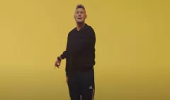 Gwiazdor disco polo zaskoczył wszystkich! To najbardziej kolorowy klip jaki kiedykolwiek zespół Effect zrealizował?!