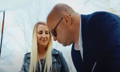 Premiera disco polo: Marcin Kotecki - Cały świat w dłoniach nieś