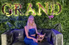 Premiera: Karina Opyrchał z nowym hitem! „Słoneczna Ibiza„ podbija serca fanów

