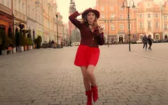 Wokalistka disco polo przeciw etykietowaniu kobiet! „Myszka„ Edyty Jończyk - Nowym hymnem silnych kobiet?!