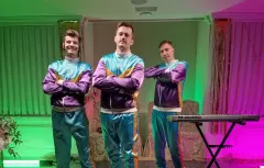 Disco polo w nowoczesnym wydaniu?! Kwestia 07 atakuje rynek premierą „Pora na bal„! W internecie zrobiło się głośno 