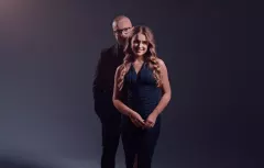Premiera singla „Jej szept" duetu Alexa & Fonzy. Posłuchaj jako pierwszy!