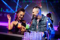 Przedpremiera! Wiku w zaskakującej nowości „Z Tobą skarbie”! To nowy hit DISCO POLO?! | VIDEO