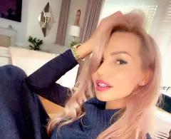 Popularna wokalistka disco polo - Agnieszka Drewnicka - Exaited zachwyca odważną stylizacją! Fani komentują ”Piękna jak zawsze”