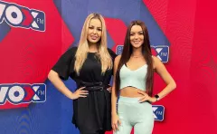 Stylizacje gwiazd robią wrażenie! Uwielbiana Angelika Żmijewska i Paula Karpowicz nagrywały nowy program w VOX Music TV!
