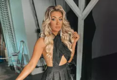 Małgorzata Główka w mocno wyciętej sukni! Fani „jak perska księżniczka„ Tak Camasutra zaprasza na premierę! Tymi zdjęciami podbije całą Polskę?!