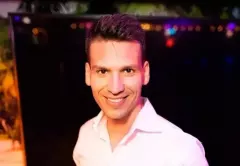 Radek Kudelski Bayera skradł show na weselu! Co za zabawa! Przy jego piosenkach doskonale bawiły się całe pokolenia! | VIDEO