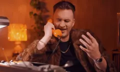 Raider z nowym utworem „Świat jest nasz” przyciąga uwagę słuchaczy w internecie