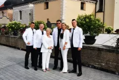 Sławomir Świerzyński - Bayer Full zagrał koncert dla Rodziny Radia Maryja! Tadeusz Rydzyk wychwala zespół disco polo!