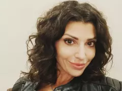 Śliczna gwiazda zespołu Top Girls - Kasia pokazała gorące zdjęcia! Uwagę zwracają zgrabne nogi artystki disco polo! 