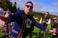 Szalony Drużba prezentuje premierę „Kochaj mnie”! To prawdziwy hit?! 