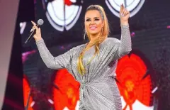 Paula Karpowicz Top Girls rozpieszcza fanów mega gorącymi kadrami! Gwiazda korzysta z uroków zimy! 