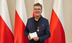 Szok w świecie disco polo! Świerzyński z Bayer Full uhonorowany przez Andrzeja Dudę – fani nie dowierzają

