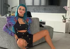 Szokujące ujęcia Agbe! Wokalistka w gorącym i skąpym bikini! 