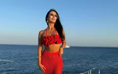 Tak gorąco jeszcze nie było! Karolina Marczynskaa w bikini w Dubaju wygląda oszałamiająco