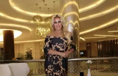 Teresa Werner szokuje! Szlagierowa wokalistka odważnie wyeksponowała biust! Gorące kadry rozpalają zmysły!