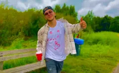 „To jest ta chwila„ gorący hit! Kacper Pluta podbija rynek muzyki tanecznej