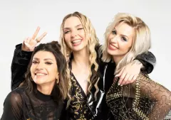 Top Girls w nowym składzie elektryzują scenę disco polo! Ich najnowsze wykonanie hitu ”Mleczko” na żywo w klubach zachwyca fanów.