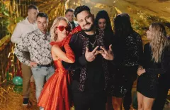 „Uśmiech Czarujący„ – Nowość od Jokera przenosi nas w czasie! Zobacz jako pierwszy przedpremierę!

