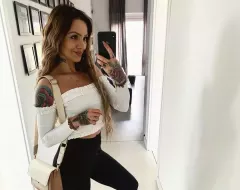 Radosna nowina! Uwielbiana artystka z branży disco polo w ciąży! Olga Nitkowska-Brejnak pokazała zaokrąglony brzuszek! 